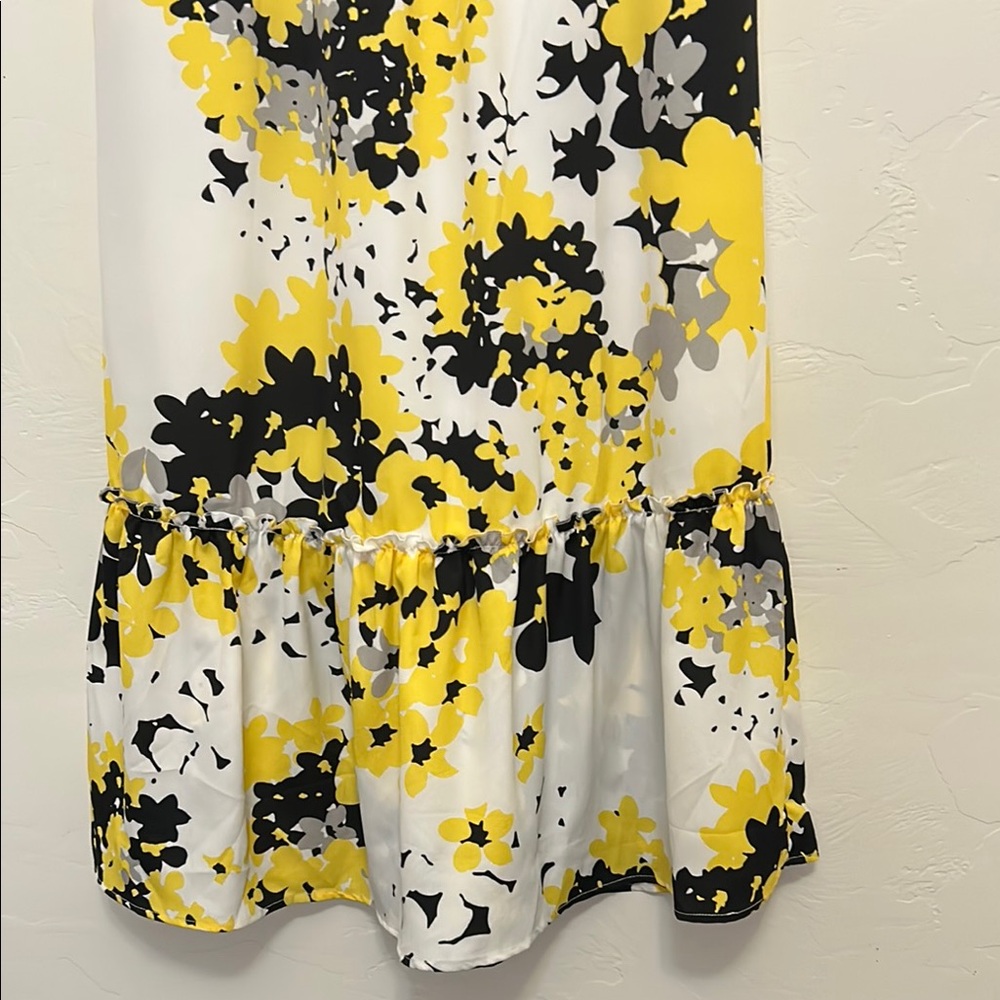 New York & Company Yellow and Black Floral Maxi Skirt - Picture 2 of 13